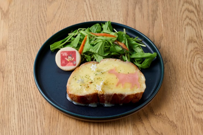ハイジの大好物！アルプス仕立てのとろ〜りラクレットサンド