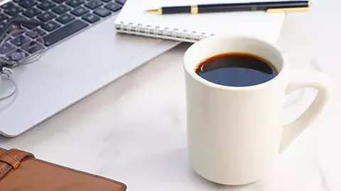 コーヒーは一日何杯までが目安？カフェインの摂取量と健康対策に注目